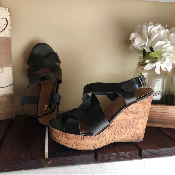 Black wedges - Picture 2 of 2